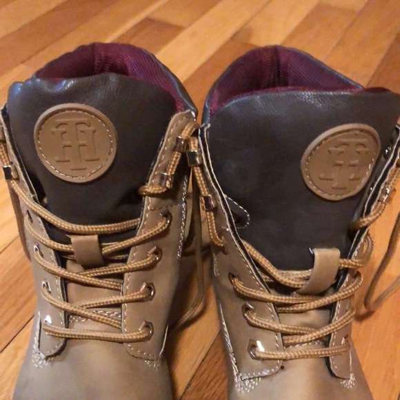 Women’s Tommy Hilfiger work boots brand new size 7 1/2 M - Picture 5 of 10